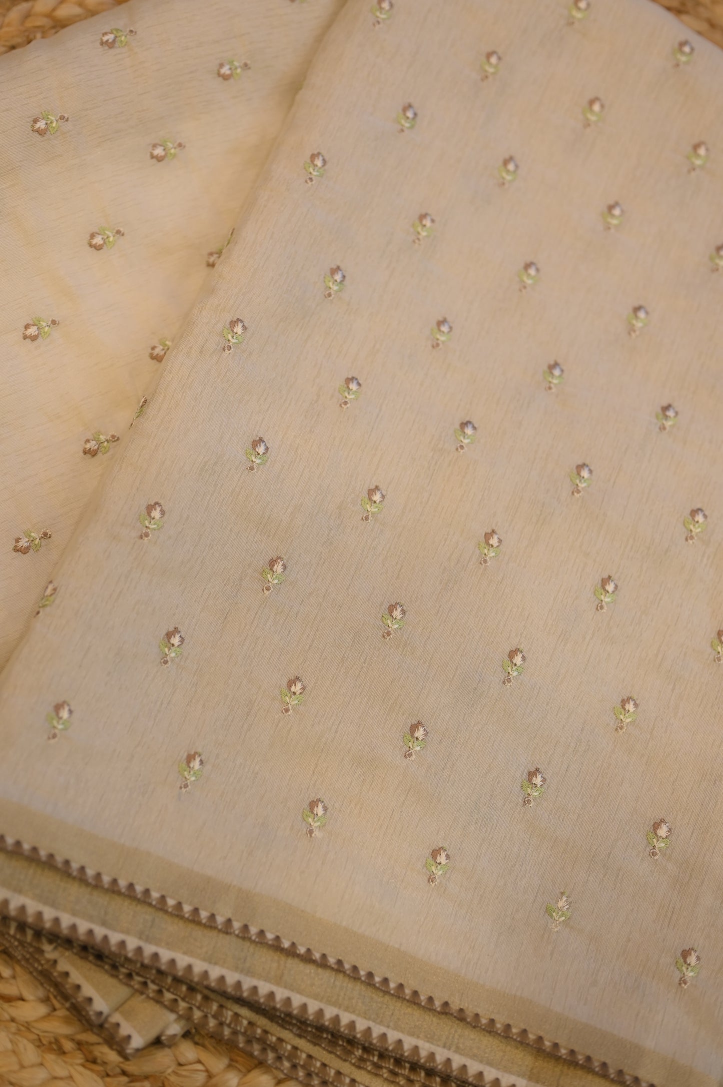 Mul Chanderi Saree– Earth Blossom SS047