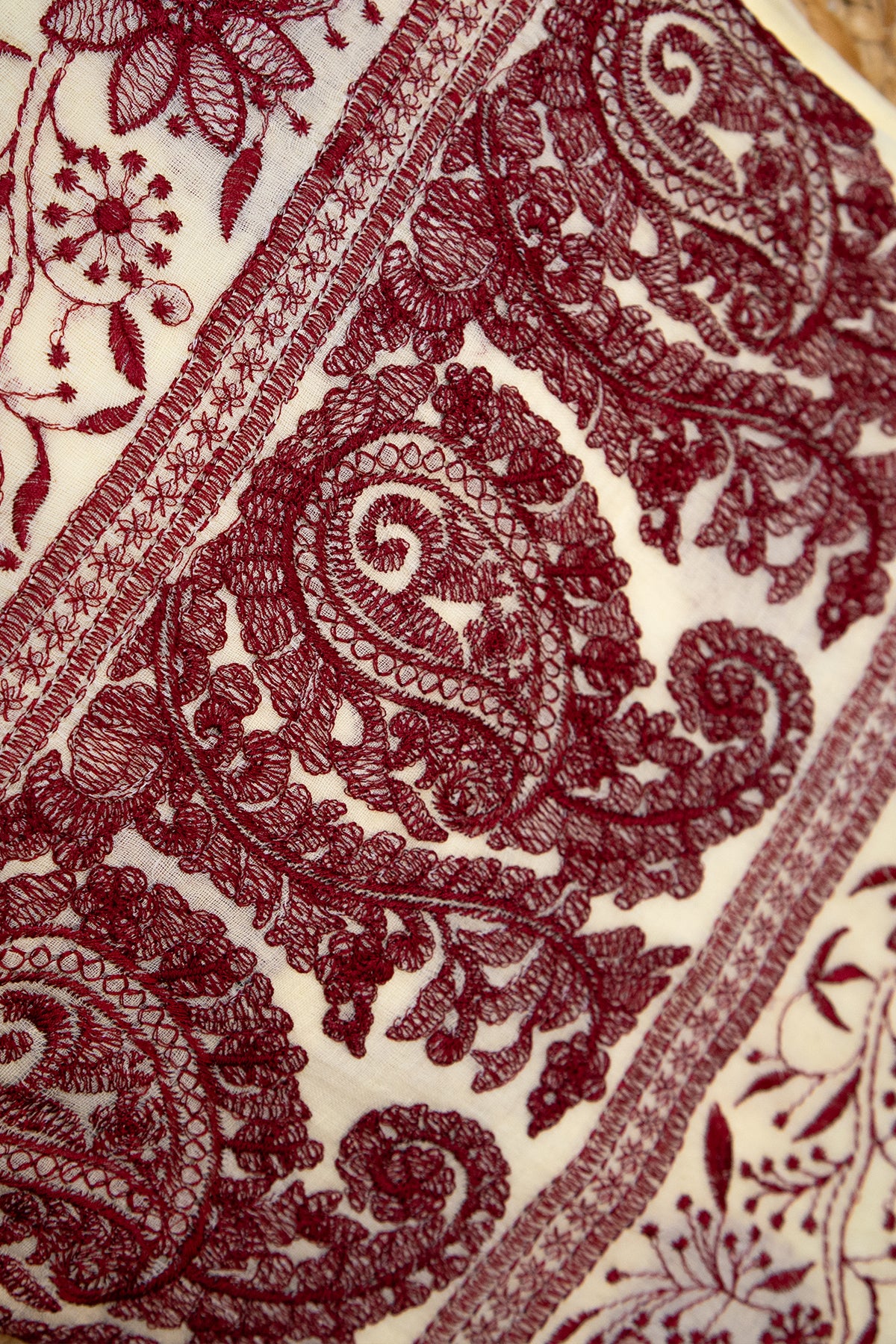 Noor Paisley Mul Cotton Saree