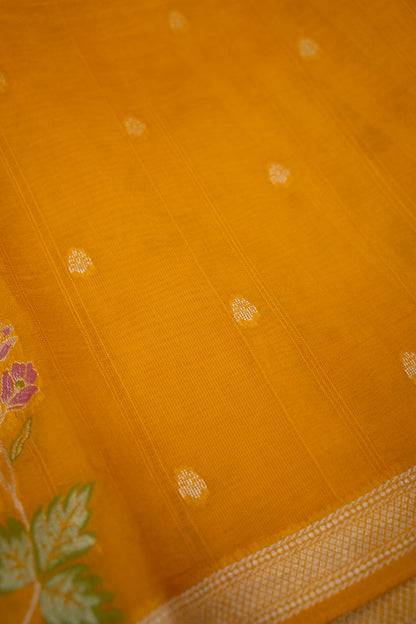 Sunehri Bloom Khaddi Silk Saree