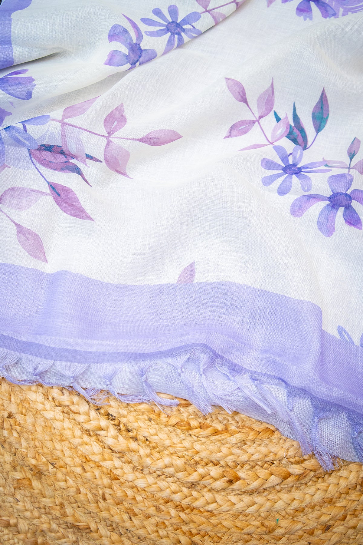Lilac Bloom Digital Print Linen Saree