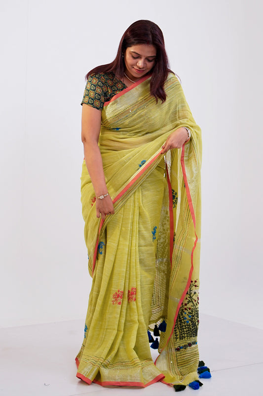 Phool Saaz Cotton Linen Handwork Saree - SS049