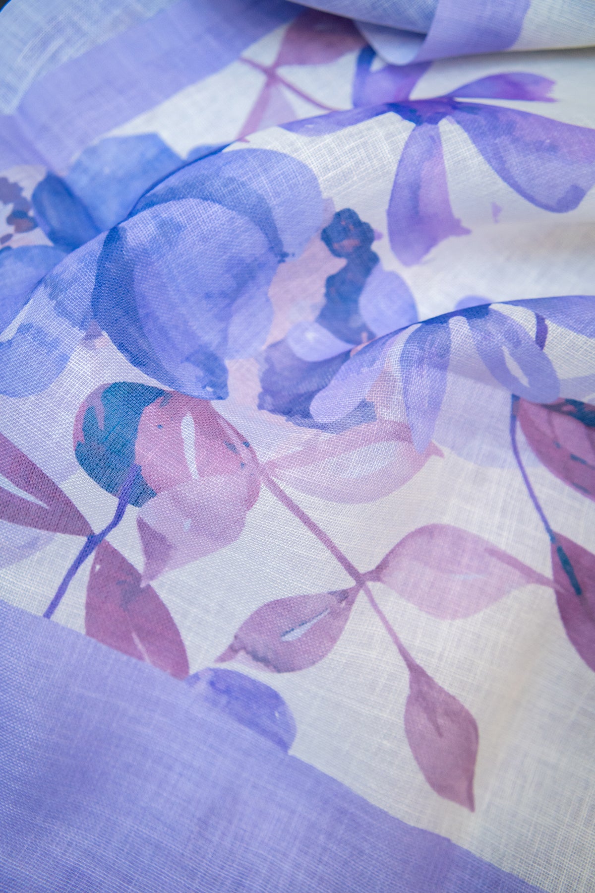 Lilac Bloom Digital Print Linen Saree