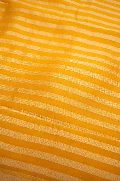 Sunehri Bloom Khaddi Silk Saree