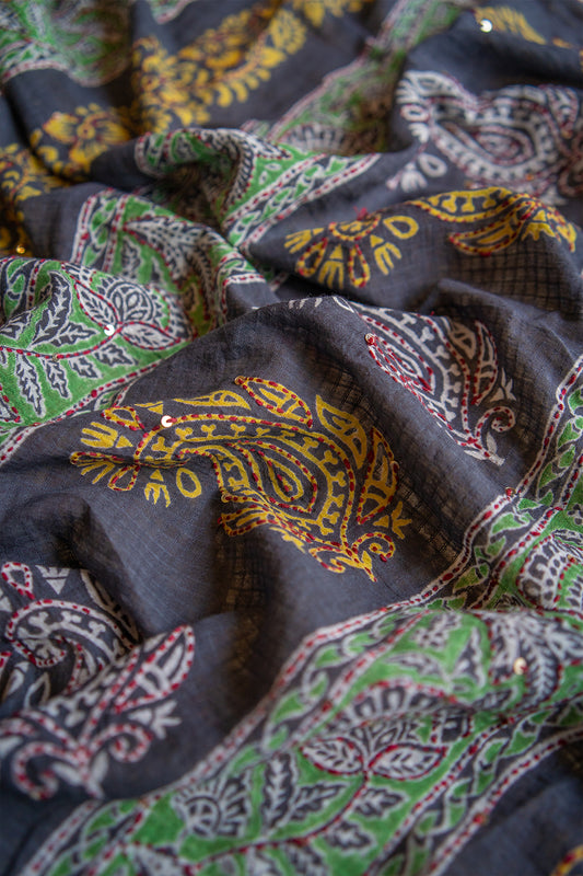 Noir Kalam Handcrafted Mul Cotton Saree