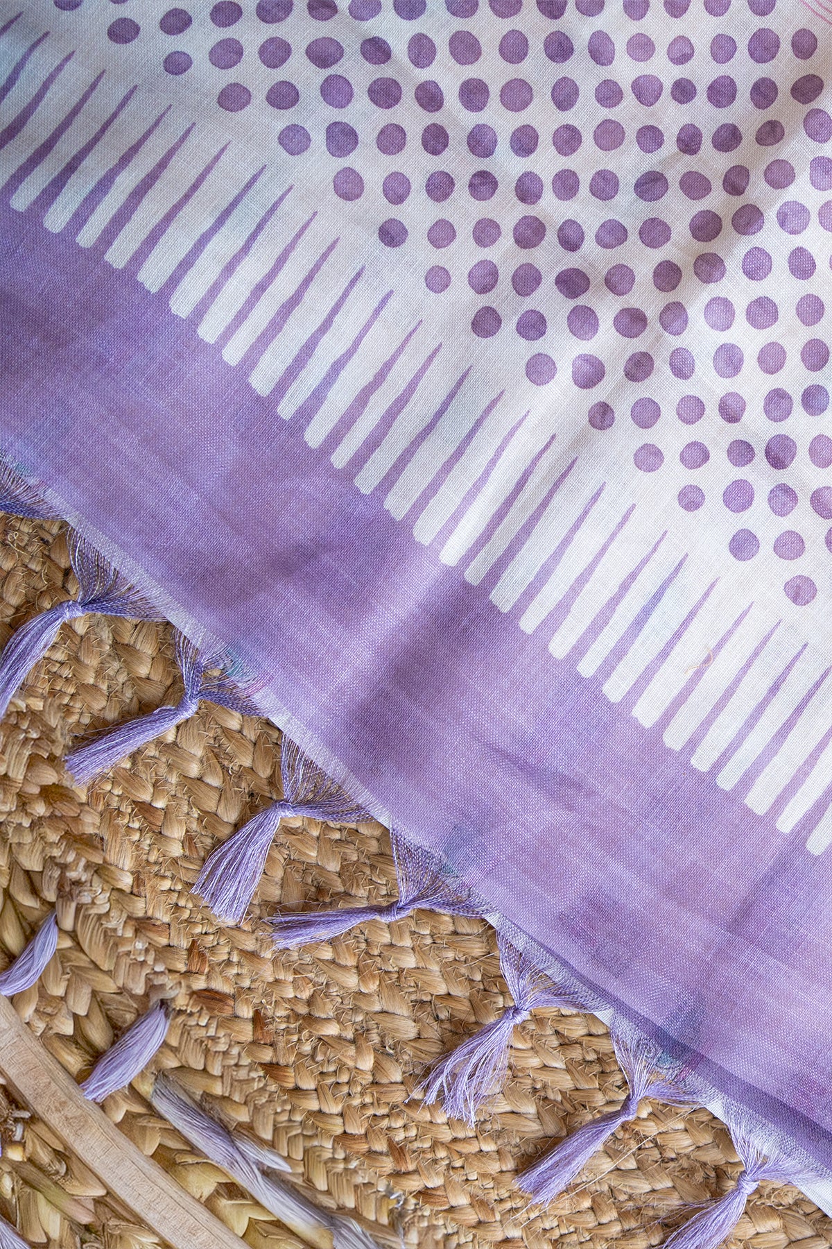 Vintage Ride Digital Print Linen Saree