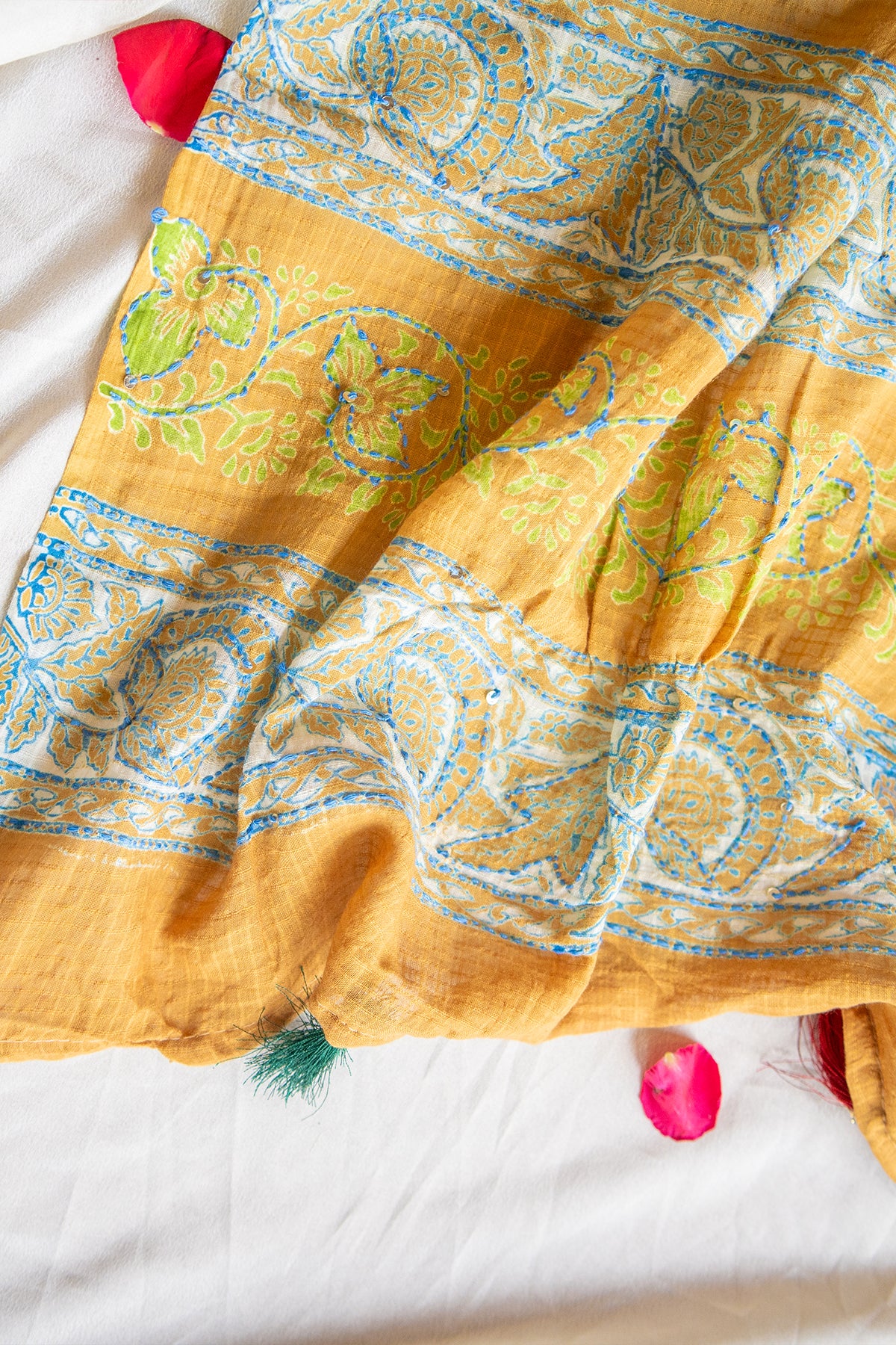 Sunheri Baagh Handcrafted Mul Cotton Saree