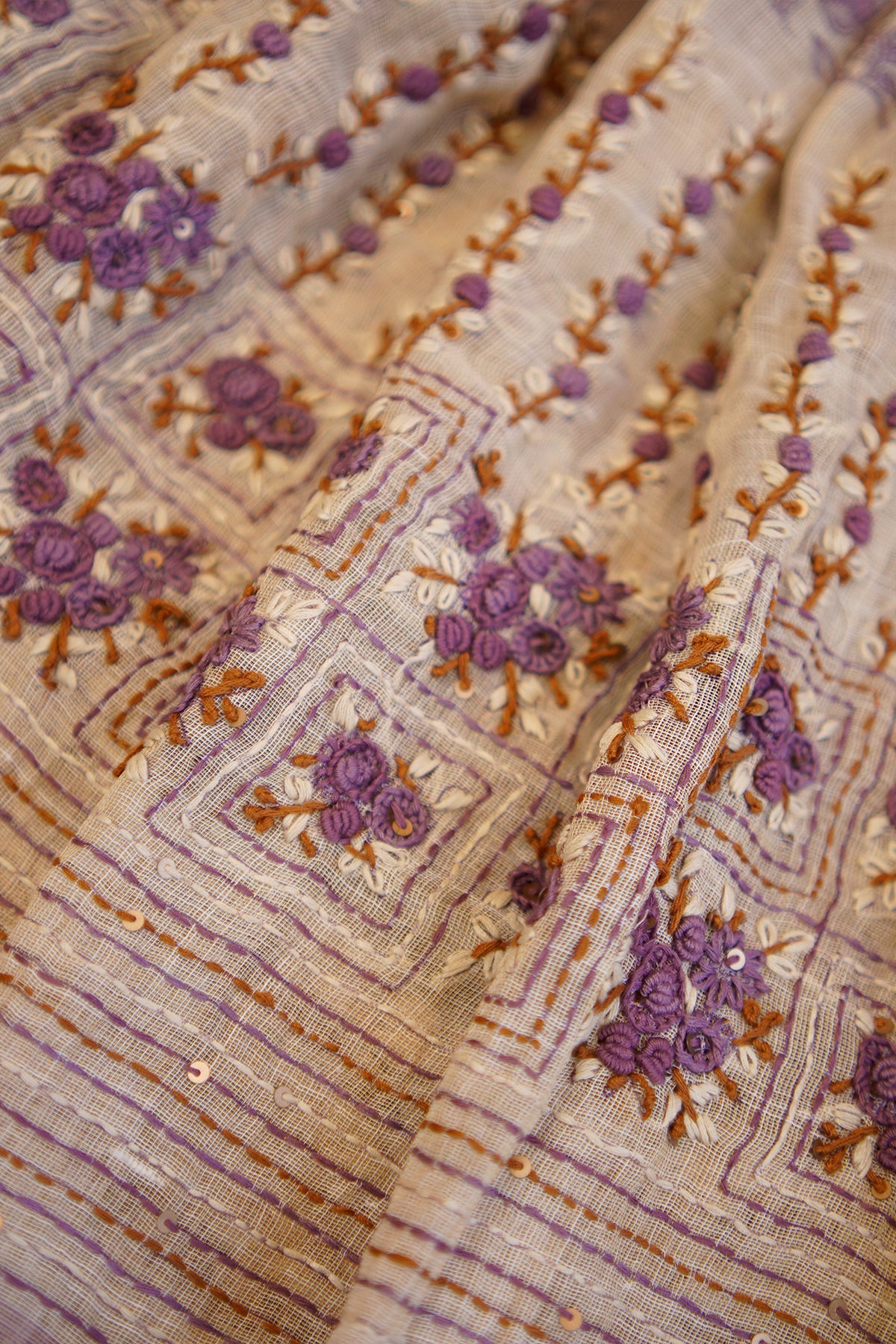 Rose Bloom Tissue Linen Saree - SS034