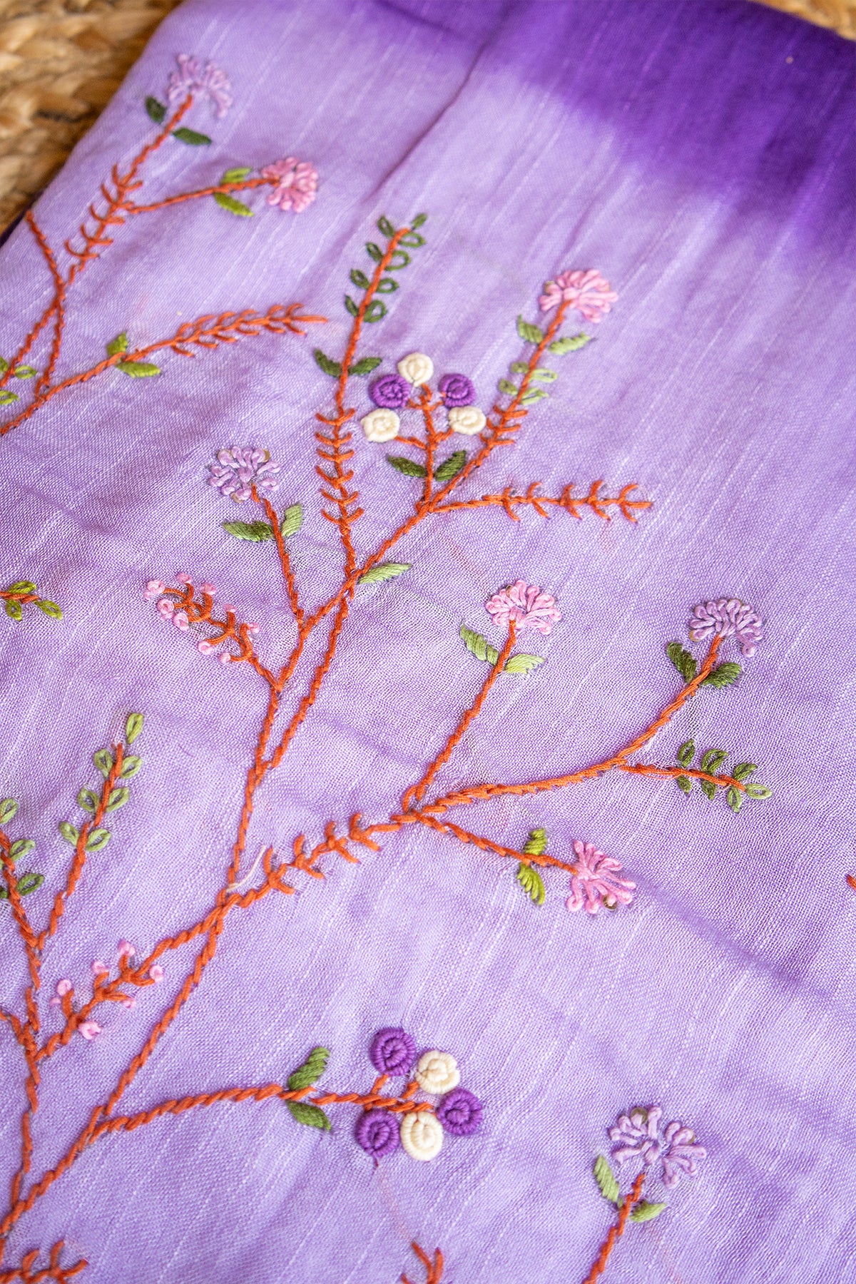 Lavender Bloom Dual Tone Handcrafted Linen Saree