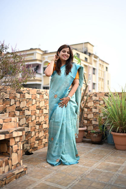 Blue Matka Tussar Saree With French Knot Emboidery