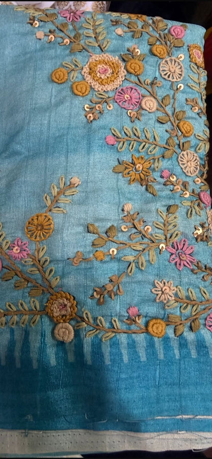 Blue Matka Tussar Saree With French Knot Emboidery