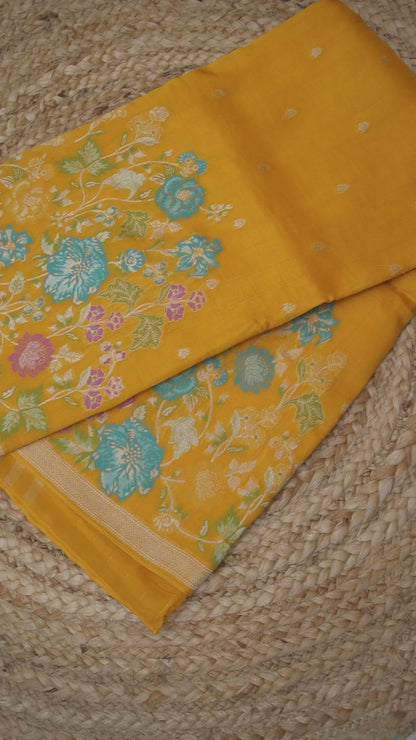 Sunehri Bloom Khaddi Silk Saree